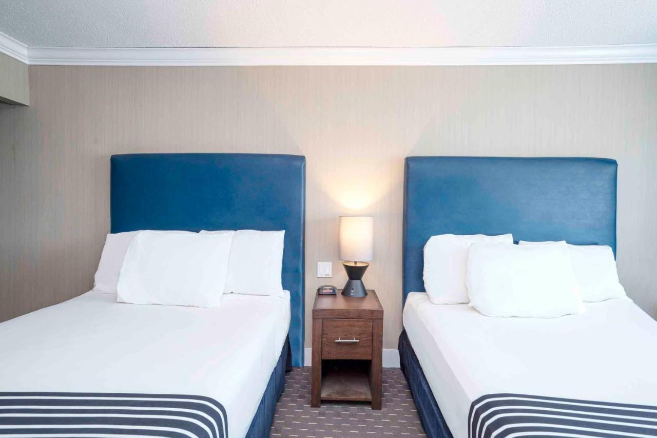 Sandman Inn Blue River Eksteriør billede