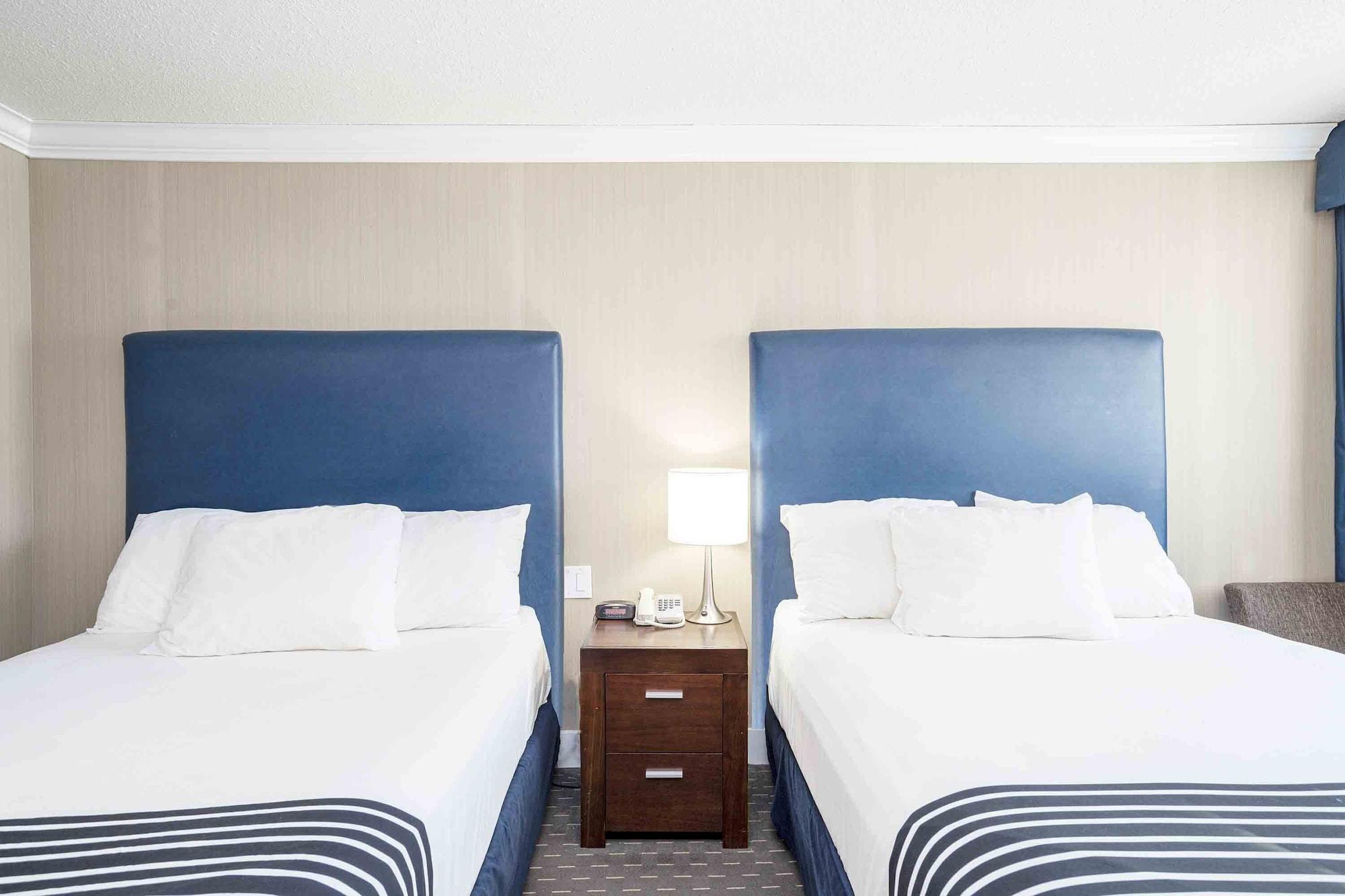 Sandman Inn Blue River Eksteriør billede